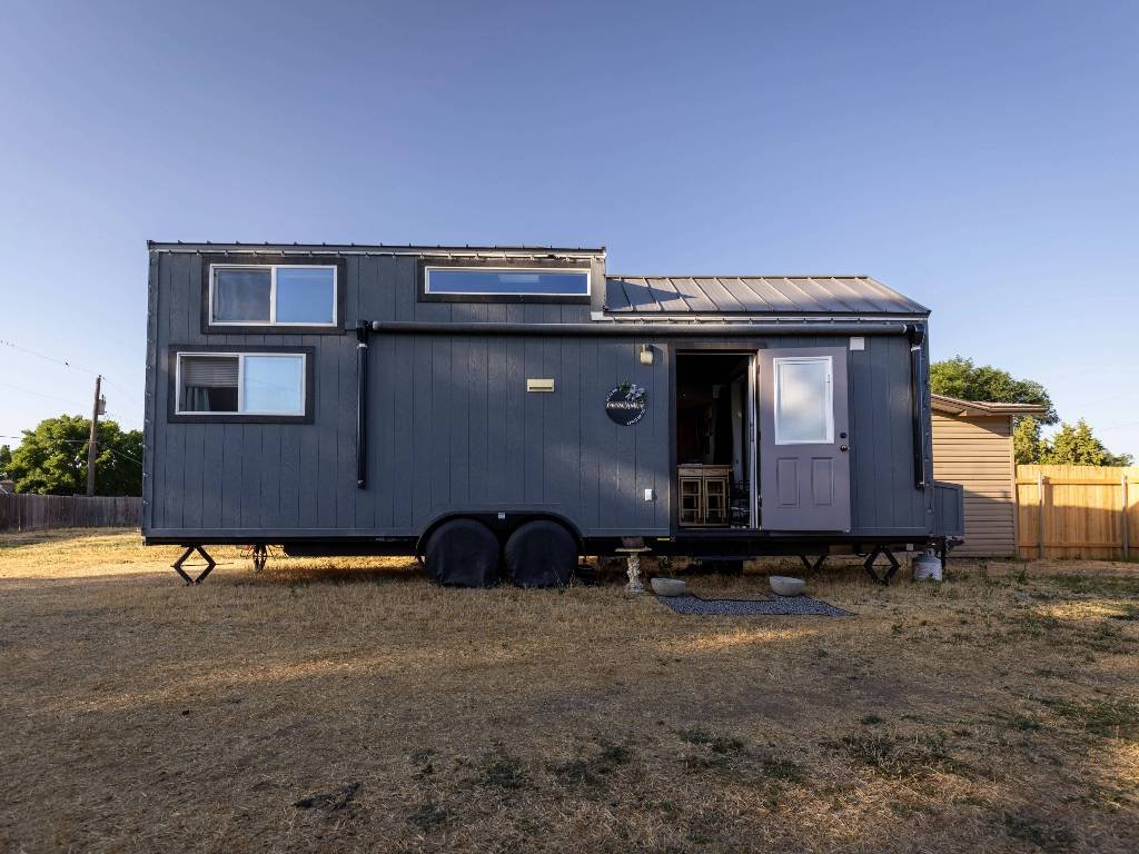 Article image for A woman had to move out of her tiny home after 1 day because the city threatened to fine her $1,000 a day