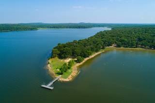 Article image for ‘A shame’: Texas may soon lose 1,800-acre state park on Fairfield Lake to developer