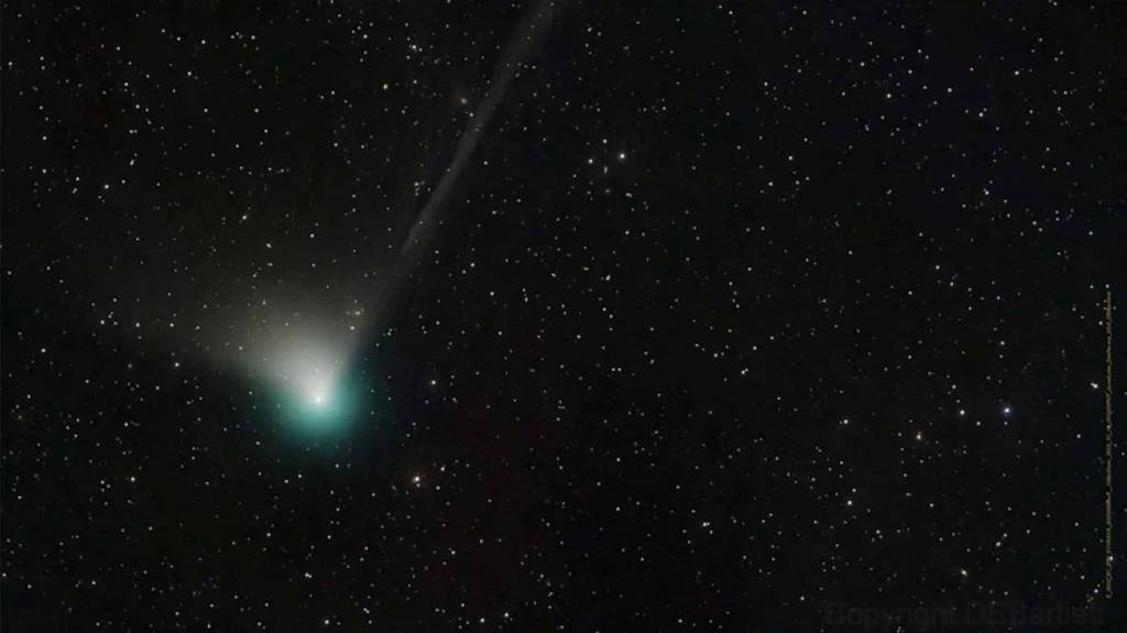 Article image for Once in a lifetime comet passes overhead this week, but some argue it might not be worth the hype