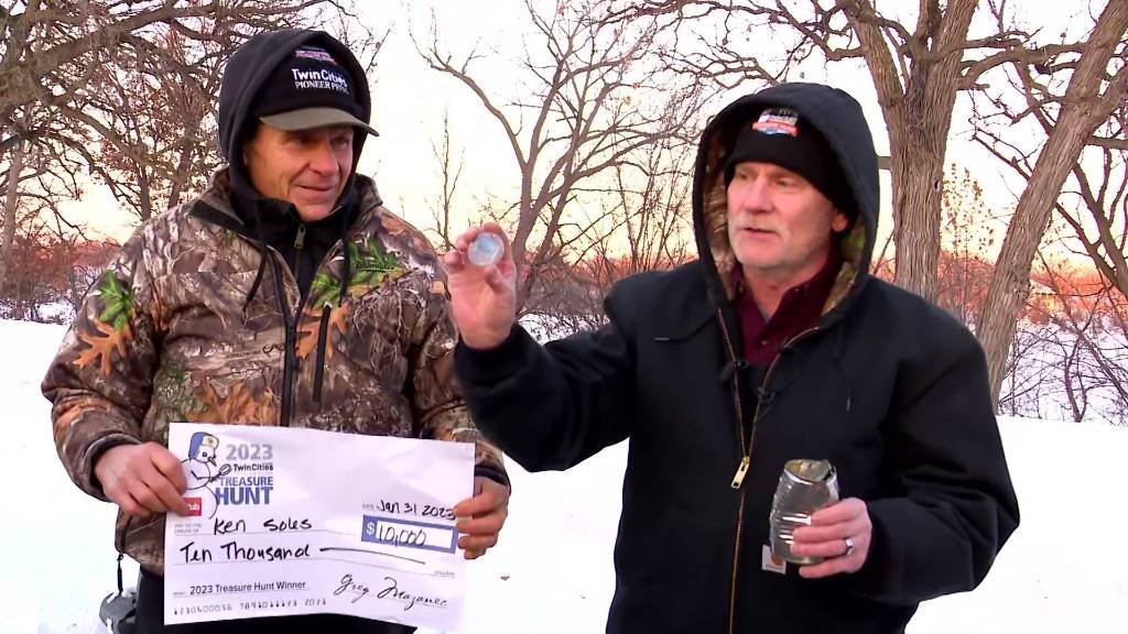Article image for St. Paul Winter Carnival medallion tracked down by first-time hunters in Phalen Regional Park