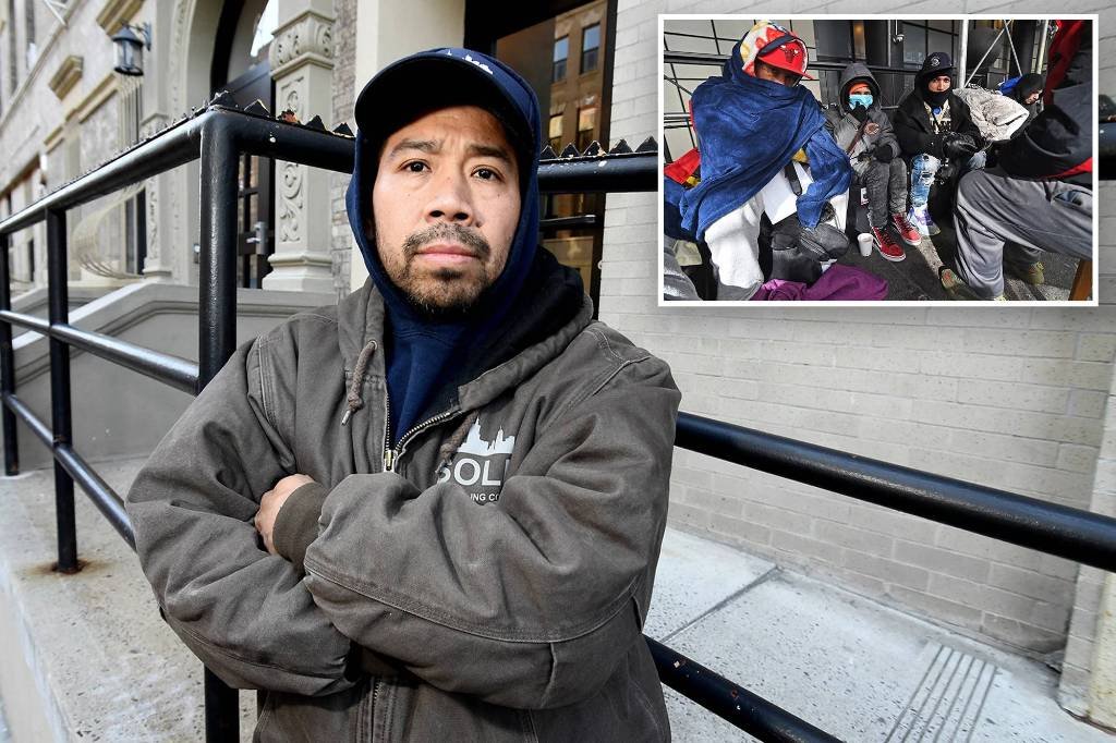 Article image for Mexican immigrant blasts NYC migrants who ‘expect’ hotel living: ‘It’s bulls–t’