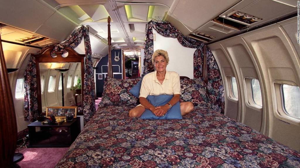 Article image for The people who live inside airplanes