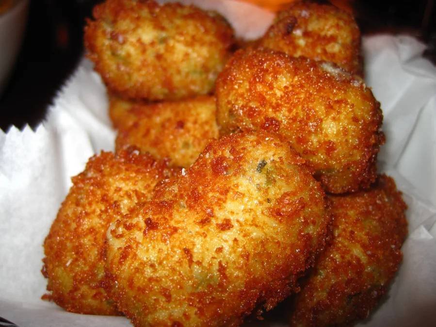 Article image for Texas eatery has one of the most unique tater tot dishes in America: report