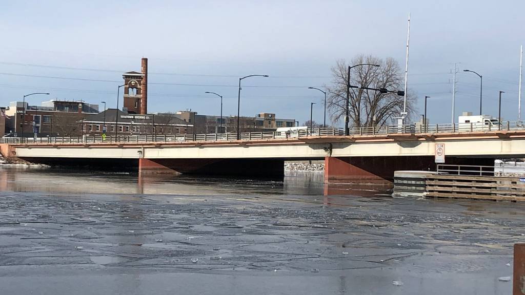 Article image for Nitschke Bridge closing to marine traffic until early March