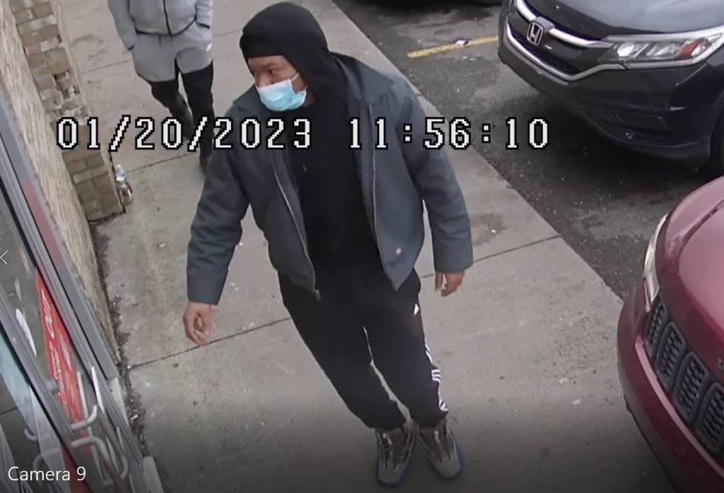 Article image for Detroit police seek tips on suspects in Jan. east side store robberies
