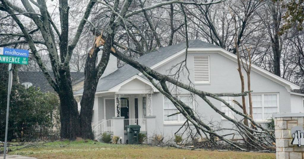 Article image for PHOTOS: Winter storm aftermath in Tyler