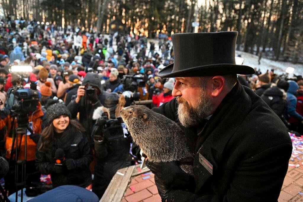 Article image for Bristol Bob, Kenosha County’s prophesying groundhog, foresees six more weeks of winter