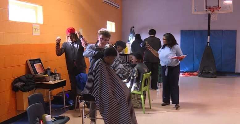 Article image for Cincinnati teacher, barber partner giving free haircuts to academic scholars for Black History Month