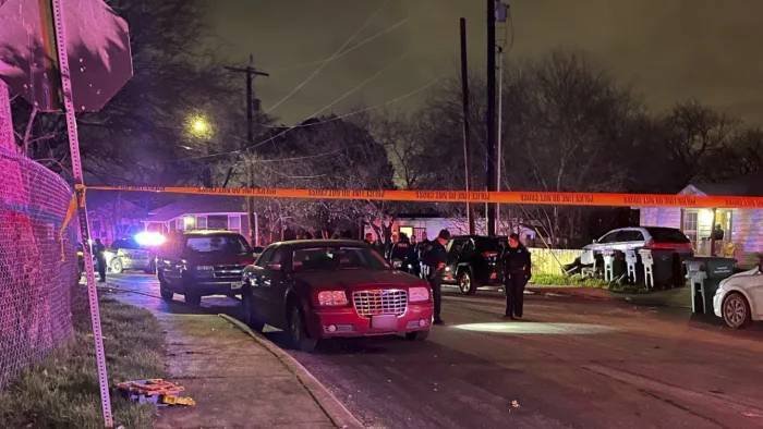 Article image for Teen hospitalized after East Side drive-by shooting, San Antonio police say