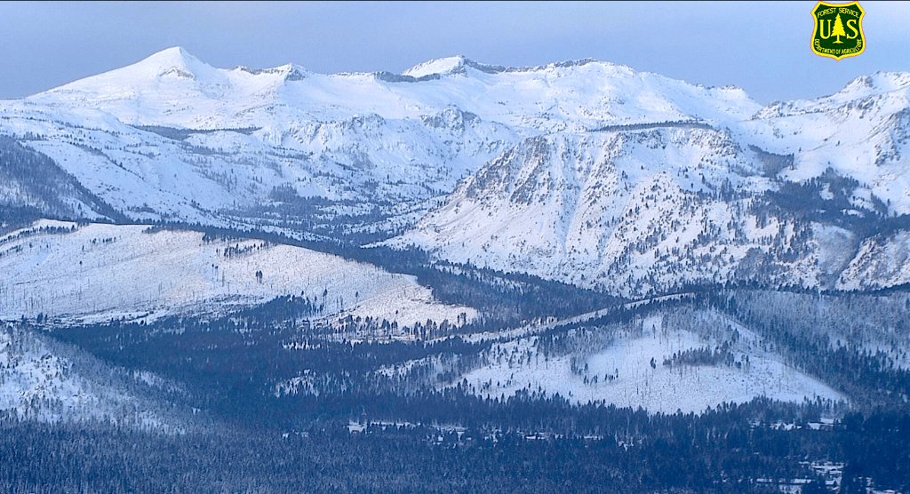 Article image for Weekend storm trends wetter, could drop more than 2 feet of snow at Tahoe