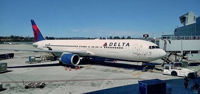 Article image for Delta Airlines to resume offering nonstop flights from San Antonio to New York