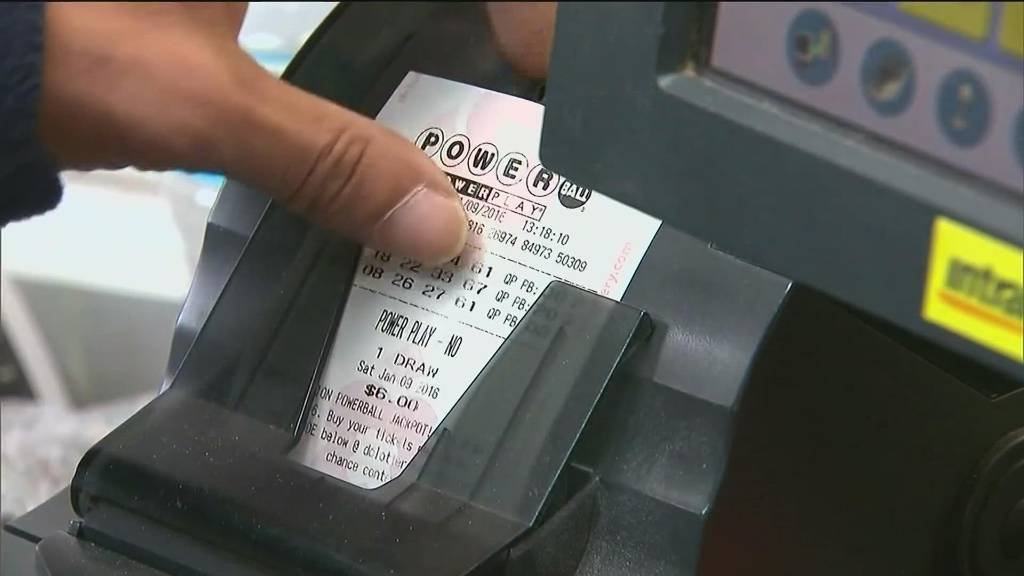 Article image for 2 $50,000 winning Powerball tickets sold in Illinois
