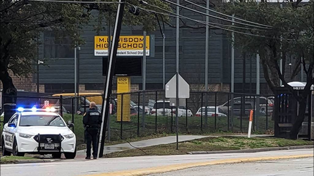 Article image for After lockdown at Wisdom High School, 3 teens charged, HPD says