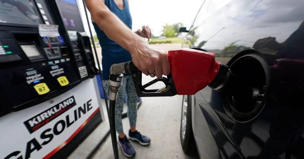 Article image for Gas prices, vehicle sales and production: Track changes in Wisconsin