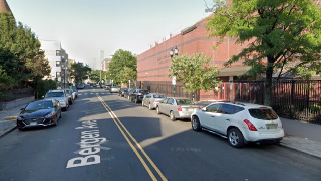 Article image for 13-year-old Jersey City student struck by car outside of Public School No. 17