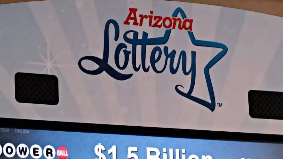 Article image for $3.5 Million Winning Lottery Ticket Sold At Arizona Grocery Store