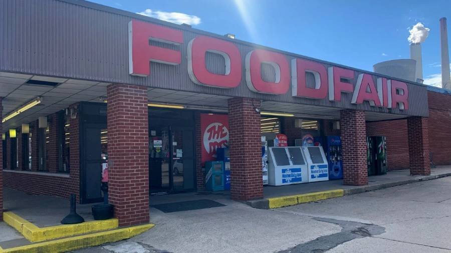 Article image for New grocery store to replace FoodFair in Poca, West Virginia