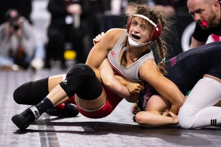 Article image for Girls wrestling: A dream within reach