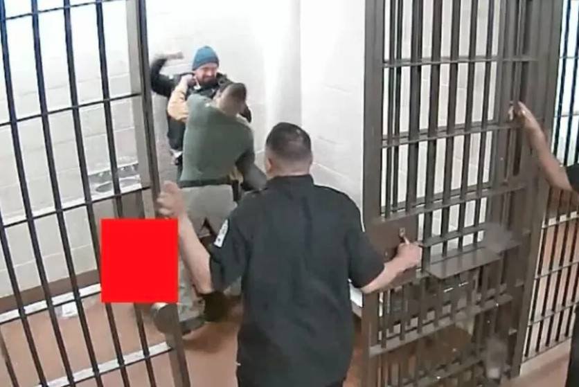 Article image for Chicago cops caught on video attacking man in holding cell each have long records of alleged misconduct