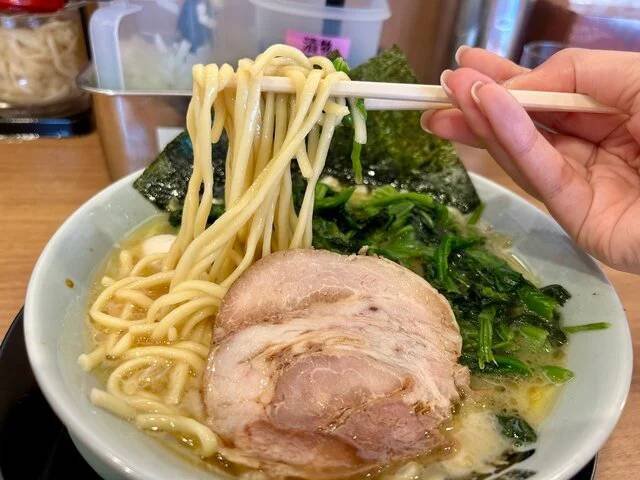 【ラーメン巡り】一度食べたらハマると噂の「町田商店」へ！マニア直伝のアレンジ術とは