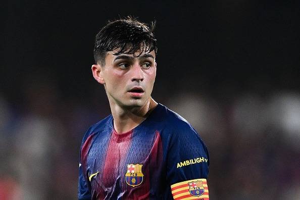 ペドリの離脱は1ヶ月以上…… 司令塔不在の緊急事態にバルセロナは代役をどうする?