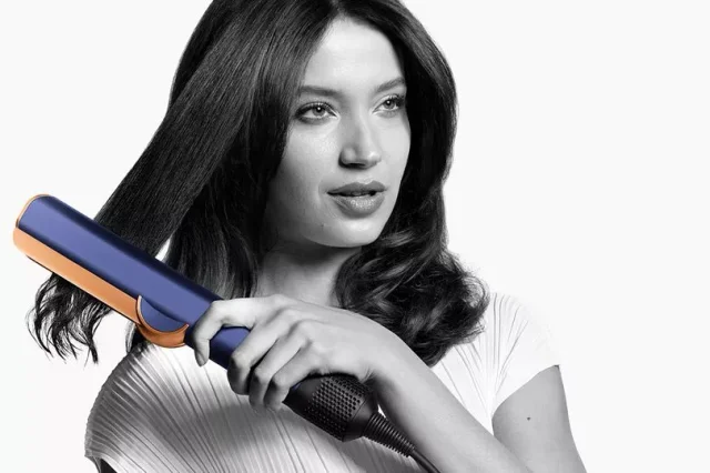 Dyson Airstrait straightener
